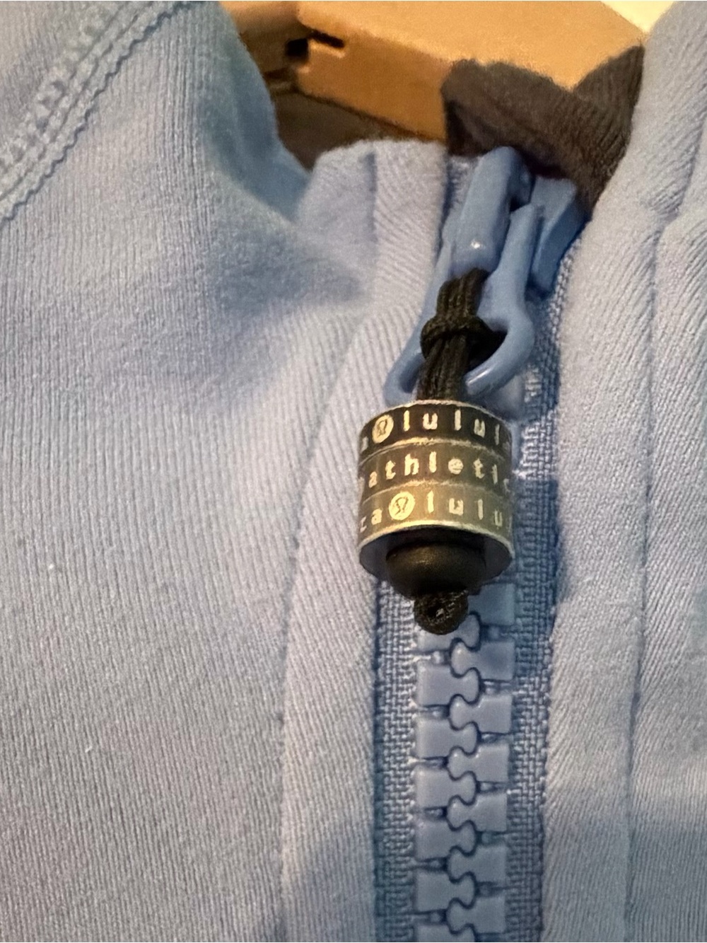 Lululemon jacket - Picture 3 of 5